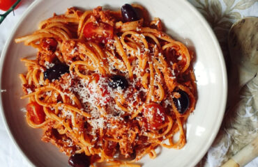 Tomato Mascarpone Spaghetti